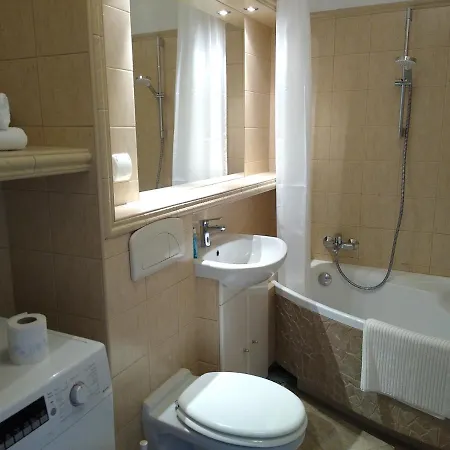 Apartament Bratyslawska Apartmán